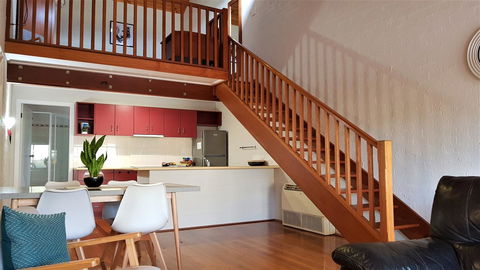 Great Escape Lofts - Accommodation Mermaid Beach 15