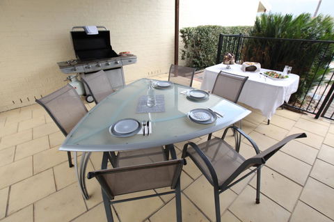 Great Escape Lofts - Accommodation Mermaid Beach 25