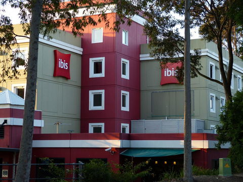 Ibis Thornleigh - Accommodation Mermaid Beach 8