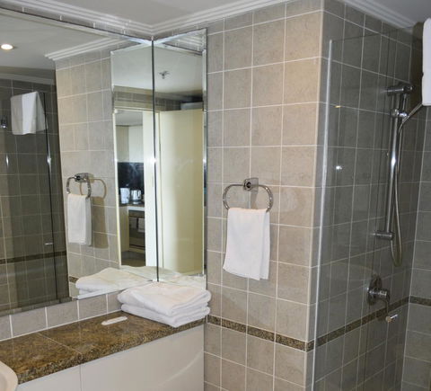 ACLiving Serviced Apartments - Accommodation Mermaid Beach 13