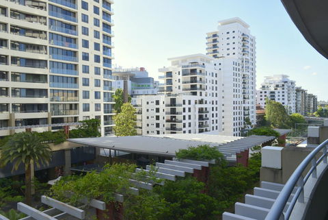 ACLiving Serviced Apartments - Accommodation Mermaid Beach 28