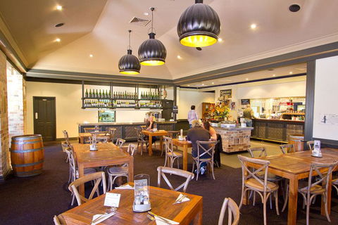 Potters Apartments - Accommodation Mermaid Beach 36