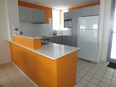 Pacific Marina Apartments - Accommodation Mermaid Beach 19