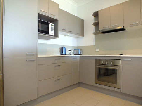 Pacific Marina Apartments - Accommodation Mermaid Beach 13