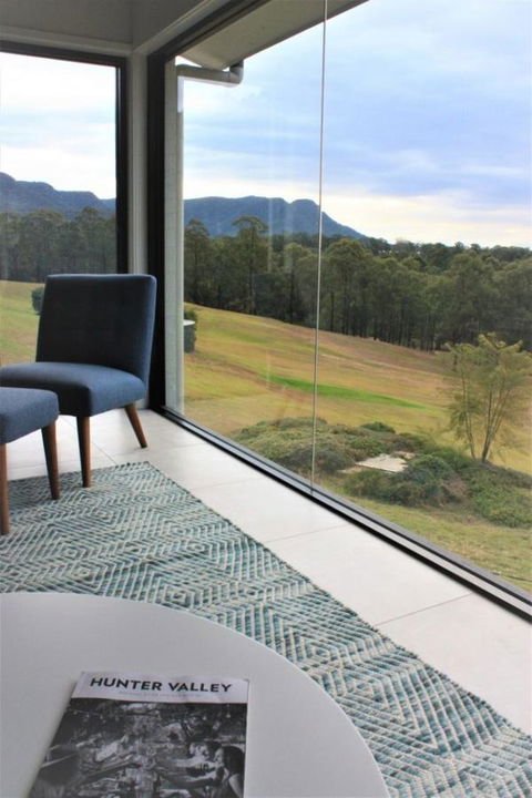 Wine Country Villas - Accommodation Mermaid Beach 2