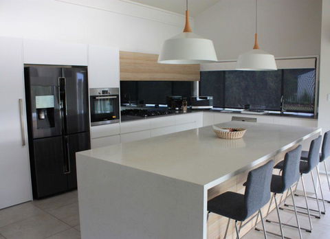 Wine Country Villas - Accommodation Mermaid Beach 3