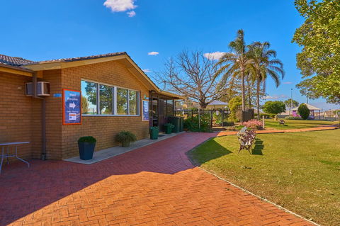 Hunter Oasis - Accommodation Mermaid Beach 35