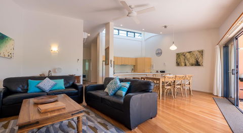 Byron Quarter Apartments - Accommodation Mermaid Beach 26