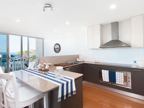 Blue View @ Fingal Bay - Accommodation Mermaid Beach 3