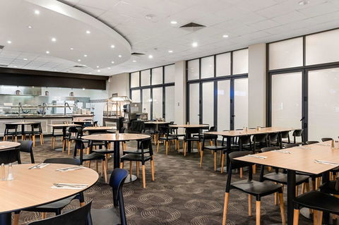 Quality Hotel Rules Club Wagga - Accommodation Mermaid Beach 13