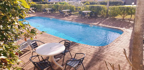 Marina Resort - Accommodation Mermaid Beach 22