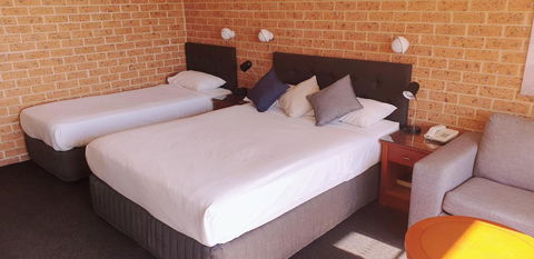 Marina Resort - Accommodation Mermaid Beach 31