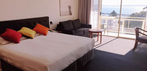 Marina Resort - Accommodation Mermaid Beach 8
