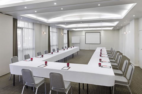 Mercure Newcastle - Accommodation Mermaid Beach 20