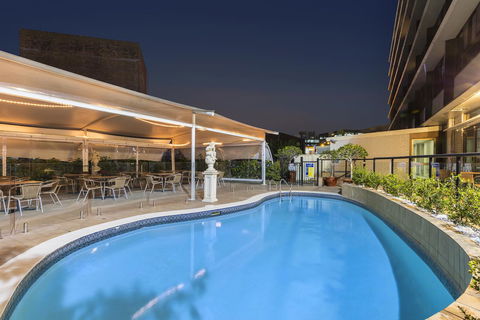 Mercure Newcastle - Accommodation Mermaid Beach 3