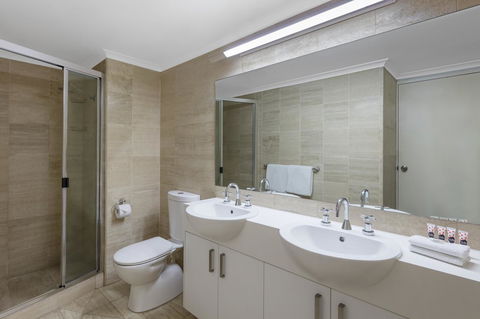 Mercure Newcastle - Accommodation Mermaid Beach 15