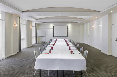 Mercure Newcastle - Accommodation Mermaid Beach 25