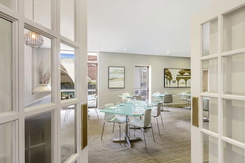 Mercure Newcastle - Accommodation Mermaid Beach 10