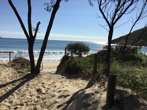 Hat Head Beach Cottage 1 - Accommodation Mermaid Beach 30