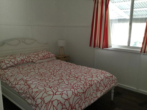 Hat Head Beach Cottage 1 - Accommodation Mermaid Beach 10