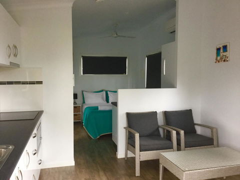 Club Byron Accommodation - Accommodation Mermaid Beach 3