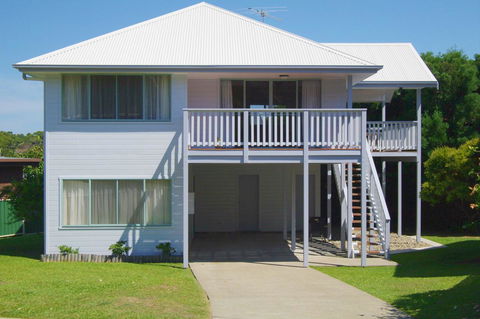 Anglesea, 17 Hodgson Street - Accommodation Mermaid Beach 0
