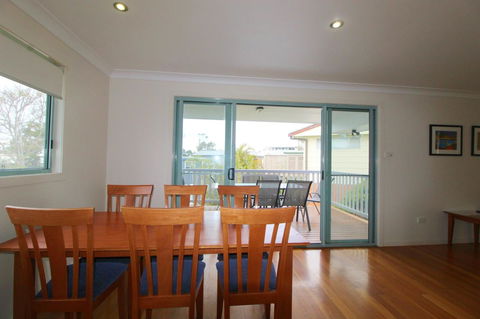 Anglesea, 17 Hodgson Street - Accommodation Mermaid Beach 4