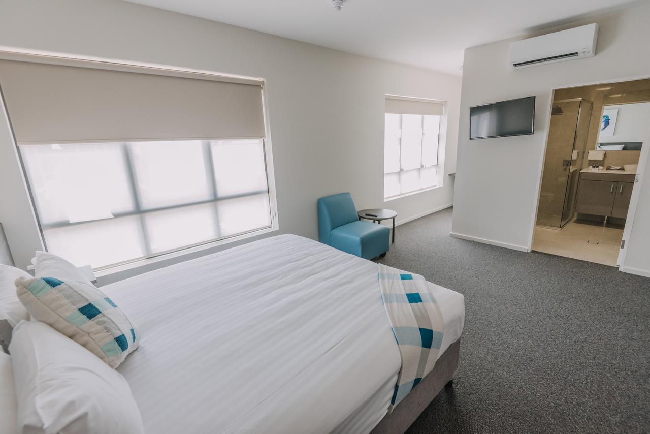 Hamilton NSW Accommodation Mermaid Beach