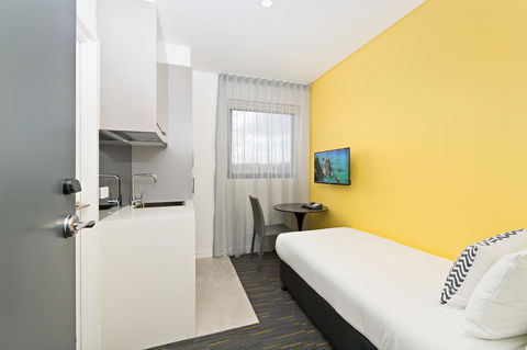 Value Suites Green Square - Accommodation Mermaid Beach 30