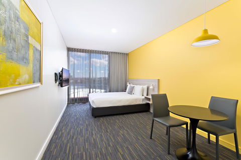 Value Suites Green Square - Accommodation Mermaid Beach 27