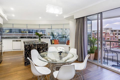 Darling Harbour ICC 3BR+PARKING+VIEWS è¾¾ä»¤æ¸¯å…¨æ™¯è±ªåŽä¸‰æˆ¿ - Accommodation Mermaid Beach 2