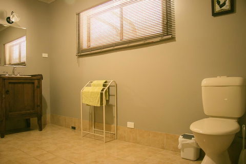 Ironstone Estate Lovedale - Accommodation Mermaid Beach 9