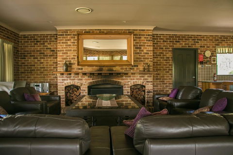 Ironstone Estate Lovedale - Accommodation Mermaid Beach 25