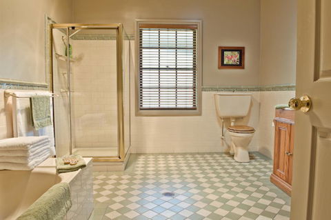 Ironstone Estate Lovedale - Accommodation Mermaid Beach 42