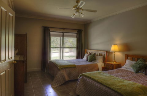 Ironstone Estate Lovedale - Accommodation Mermaid Beach 41