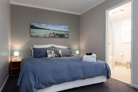 The Edgewater On Greville - Accommodation Mermaid Beach 28