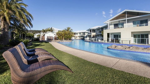 Oaks Port Stephens Pacific Blue Resort - Accommodation Mermaid Beach 2
