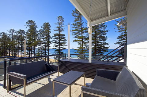 Manly Paradise Motel & Apartments - Accommodation Mermaid Beach 15
