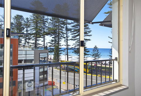 Manly Paradise Motel & Apartments - Accommodation Mermaid Beach 12