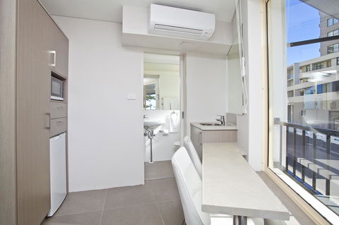 Manly Paradise Motel & Apartments - Accommodation Mermaid Beach 6