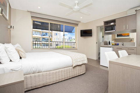 Manly Paradise Motel & Apartments - Accommodation Mermaid Beach 14