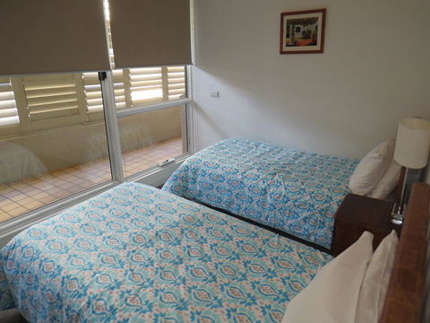 Manly Paradise Motel & Apartments - Accommodation Mermaid Beach 32