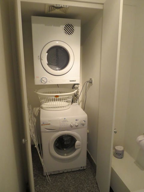 Manly Paradise Motel & Apartments - Accommodation Mermaid Beach 24