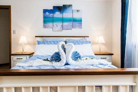 Ambience - Accommodation Mermaid Beach 10