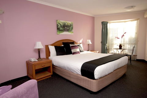 Sapphire Waters Motor Inn - Accommodation Mermaid Beach 4
