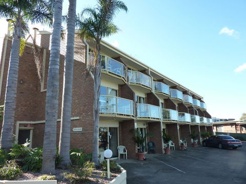 Sapphire Waters Motor Inn - Accommodation Mermaid Beach 34