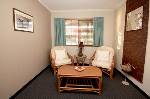 Sapphire Waters Motor Inn - Accommodation Mermaid Beach 14