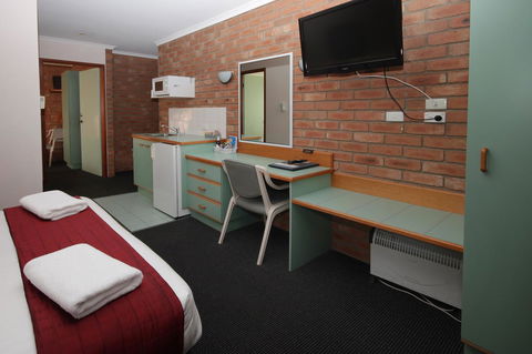 Sapphire Waters Motor Inn - Accommodation Mermaid Beach 23