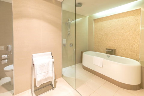 The Grace Hotel - Accommodation Mermaid Beach 29