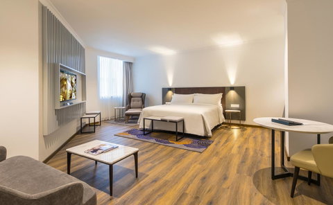 The Grace Hotel - Accommodation Mermaid Beach 5